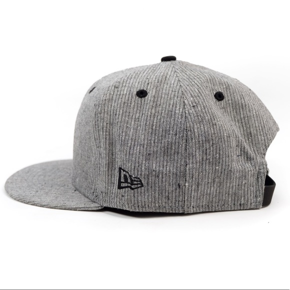 New Era Gray Pinstripe MLB EK Collection - Picture 2 of 4